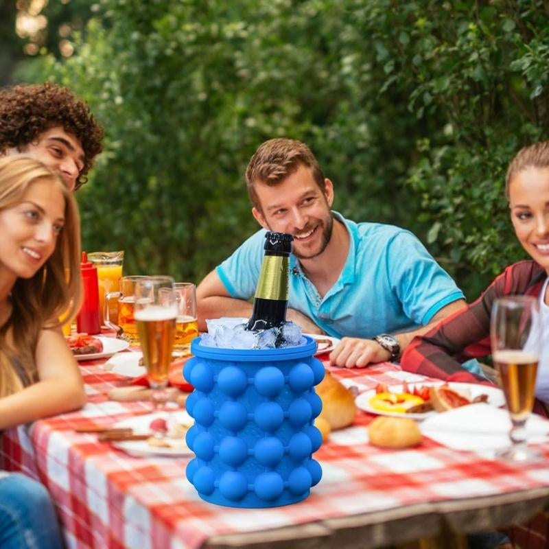 The Mini Ice Cube Silicone Bucket Ice Mold and Storage Bin Large Flexible round Ice Cube Maker Portable for Frozen Whiskey Indoor Kitchen Utensils